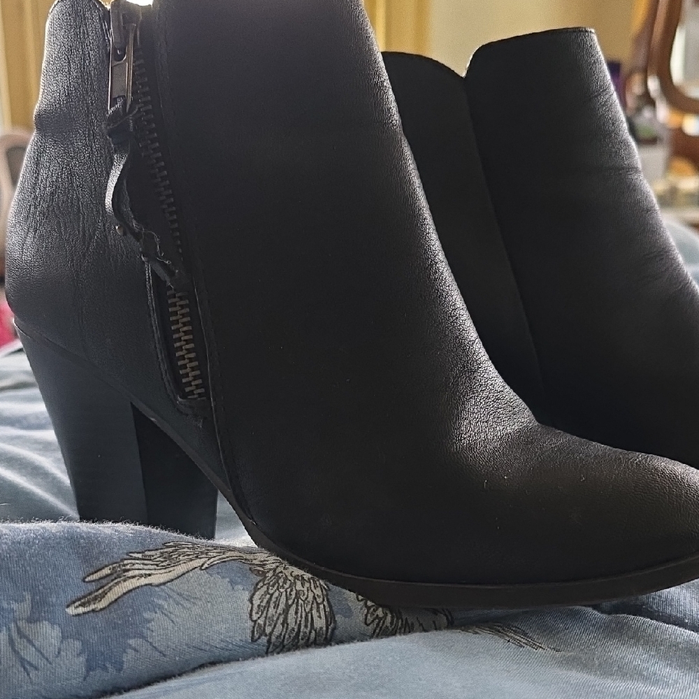 Charlotte Russe Black Ankle Boots Size 6